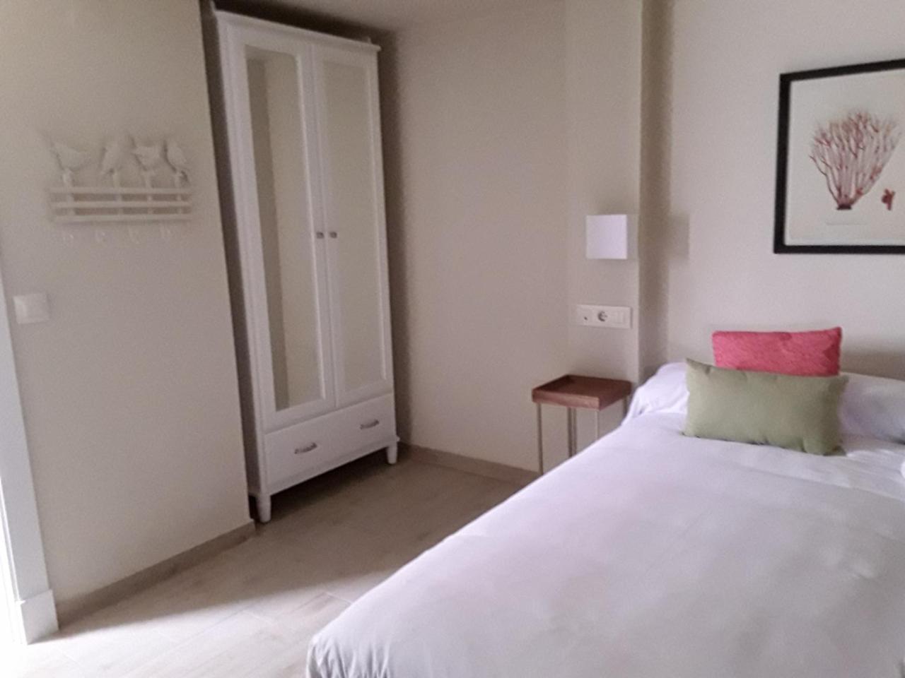 Punta Carnero Hostal Algeciras Exterior foto